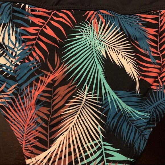 Catalina Bikini Bottoms Black Kauai/Black Women's Swimwear Carve Designs SM $48 - Picture 4 of 6